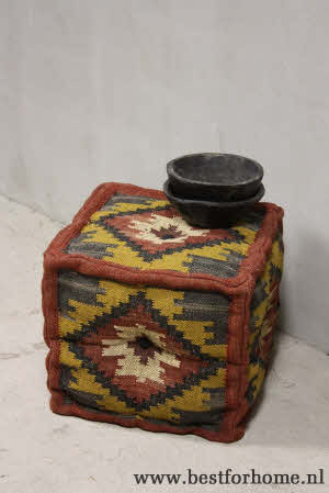 Stoere Wereldse Kelim Poef Robuuste Gekleurde Oosterse Stoel NO NO 402 2