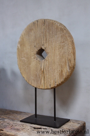 chinees robuust oud houten wiel op standaard werelds landelijk object no 082 5
