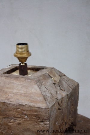 robuuste oosterse oud houten lampenvoet unieke stoere lamp no 776 5