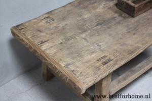 robuuste oud houten salontafel originele oude landelijke tafel no 532 4