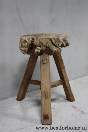 robuuste oude houten boomstam kruk uniek landelijke bijzettafeltje no 855 3