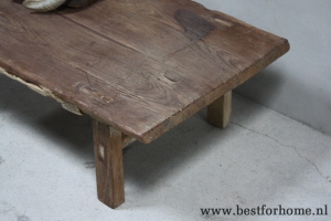 sober landelijk oud houten salontafel unieke robuuste tafel no 576 6