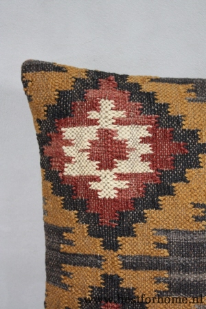 sober stoer kelim kussen vintage style no 031 4